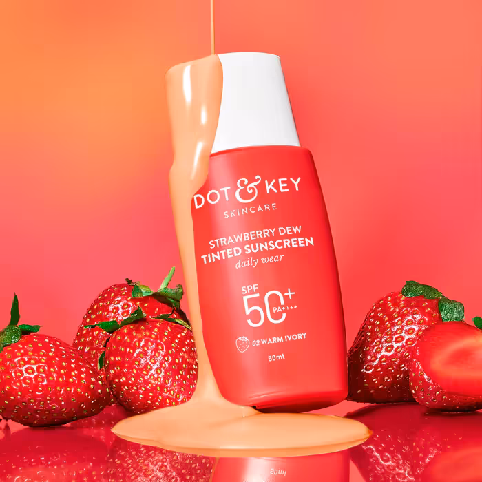 Dot & Key Strawberry Dew Tinted Sunscreen SPF 50+ (01 Porcelain) (50ml)