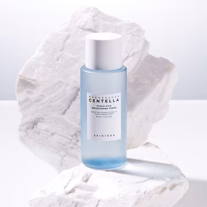 Skin1004 Madagascar Centella Hyalu-Cica Brightening Toner 30ml